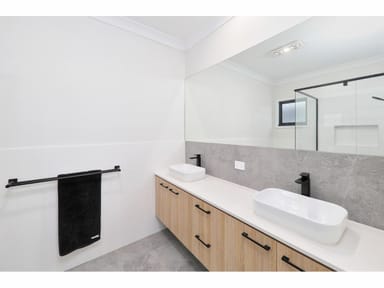 Property 109 Franklin Street, Annerley QLD 4103 IMAGE 0