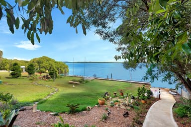 Property 28 Mark Road, RUSSELL ISLAND QLD 4184 IMAGE 0