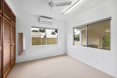 Property 10 Stirling Street, WHITFIELD QLD 4870 IMAGE 0