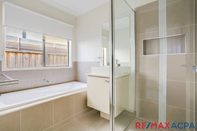 Property 3 Roundhay Crescent, POINT COOK VIC 3030 IMAGE 0