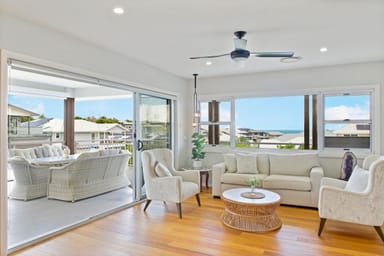 Property 8 Surfside Drive, CATHERINE HILL BAY NSW 2281 IMAGE 0
