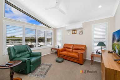 Property 43, 2 Macleay Drive, HALEKULANI NSW 2262 IMAGE 0