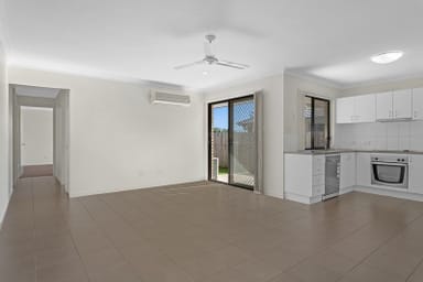 Property 22 Griffen Place, CRESTMEAD QLD 4132 IMAGE 0
