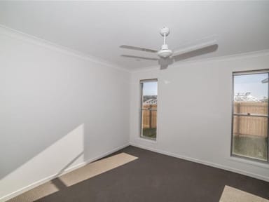 Property 34 Freedman Drive, WILLOW VALE QLD 4209 IMAGE 0