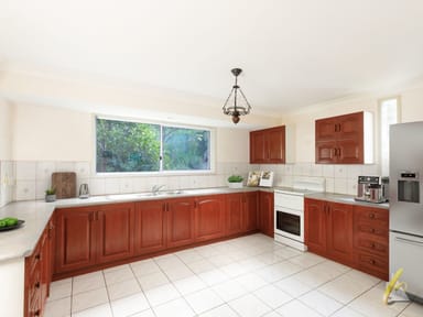 Property 31 Pine County Place, Bellbowrie QLD 4070 IMAGE 0