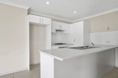Property 5 and 5A Cockatoo Ridge, Aberglasslyn NSW 2320 IMAGE 0