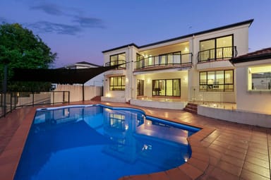 Property 3 Saint Martin Place, CLEAR ISLAND WATERS QLD 4226 IMAGE 0