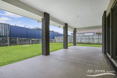 Property 4 Hollywood Ave, Bellmere QLD 4510 IMAGE 0