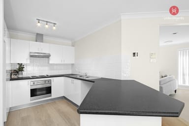 Property 5a Ashlar Place, WEST HOXTON NSW 2171 IMAGE 0