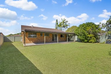 Property 8 Apia Avenue, CLEAR ISLAND WATERS QLD 4226 IMAGE 0
