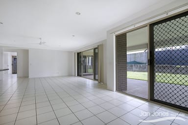 Property 4 Hollywood Ave, Bellmere QLD 4510 IMAGE 0