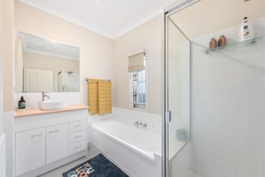 Property 60 Lisson Grove, WOOLOOWIN QLD 4030 IMAGE 0