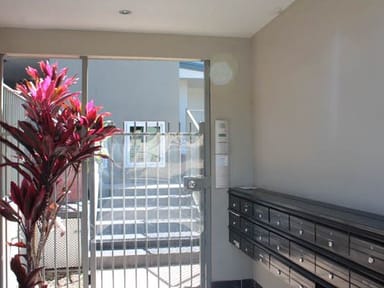 Property 18-20 Rose St, SOUTHPORT QLD 4215 IMAGE 0