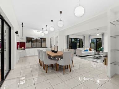 Property 2 Yorkshire Place, STRETTON QLD 4116 IMAGE 0