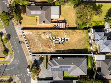 Property 32 Quentin Street, FOREST HILL VIC 3131 IMAGE 0