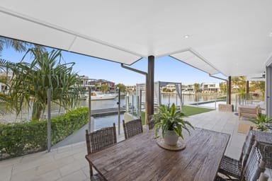 Property 17 Middle Quay Drive, BIGGERA WATERS QLD 4216 IMAGE 0