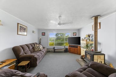 Property 30 Wallaces Road, WITHCOTT QLD 4352 IMAGE 0