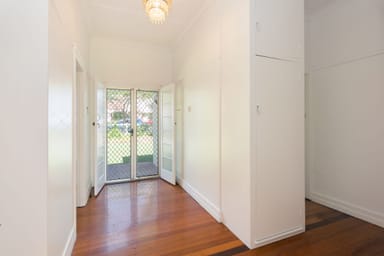 Property 10 Winifred Street, CLAYFIELD QLD 4011 IMAGE 0