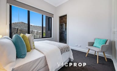 Property 8 Gray Street, Doncaster VIC 3108 IMAGE 0
