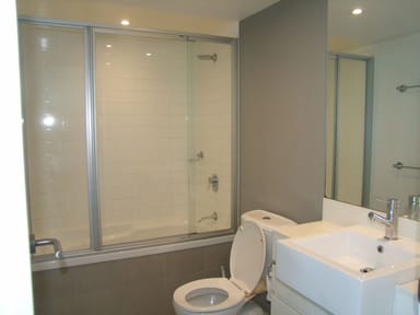 Property 9 Lawson Street, SOUTHPORT QLD 4215 IMAGE 0