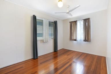 Property 4 Pershouse Street, BARNEY POINT QLD 4680 IMAGE 0