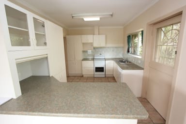 Property 218 Englefield Road, OXLEY QLD 4075 IMAGE 0