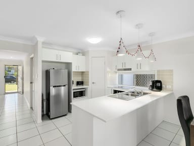 Property 6 Hillstone Crescent, MAUDSLAND QLD 4210 IMAGE 0