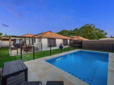 Property 35 Ross Place, WAKERLEY QLD 4154 IMAGE 0