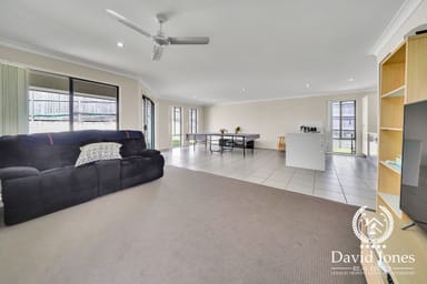 Property 5 Myrtle Avenue, ORMEAU QLD 4208 IMAGE 0