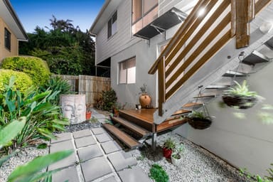 Property 19 Oakley Street, Manly QLD 4179 IMAGE 0