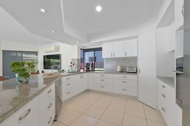 Property 5 Campbellville Circuit, PELICAN WATERS QLD 4551 IMAGE 0