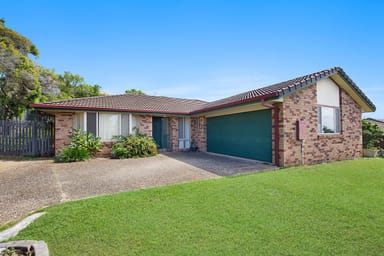 Property 11 Chestnut Drive, BANORA POINT NSW 2486 IMAGE 0