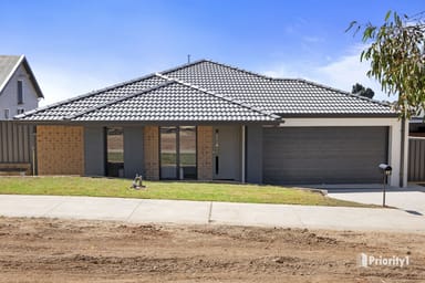 Property 17 Ross Street, White Hills VIC 3550 IMAGE 0