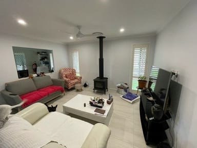 Property 11 Vista Cres, Rosewood QLD 4340 IMAGE 0
