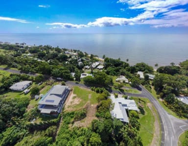 Property 7/9 Maria Street, FLYING FISH POINT QLD 4860 IMAGE 0