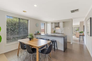 Property 7/4-6 Greenview Circuit, Epsom VIC 3551 IMAGE 0