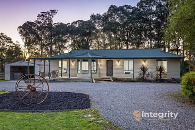 Property 10 Powers Road, Kinglake Central VIC 3757 IMAGE 0
