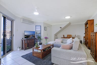 Property Unit 2, 18 Meredith St, Redcliffe QLD 4020 IMAGE 0